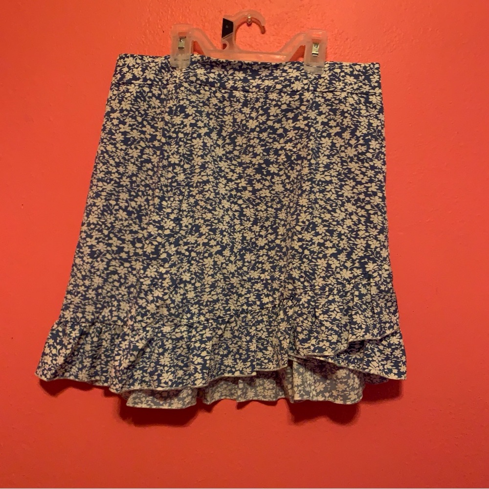 SHEIN Blue and White Floral Ruffle Hem Skirt